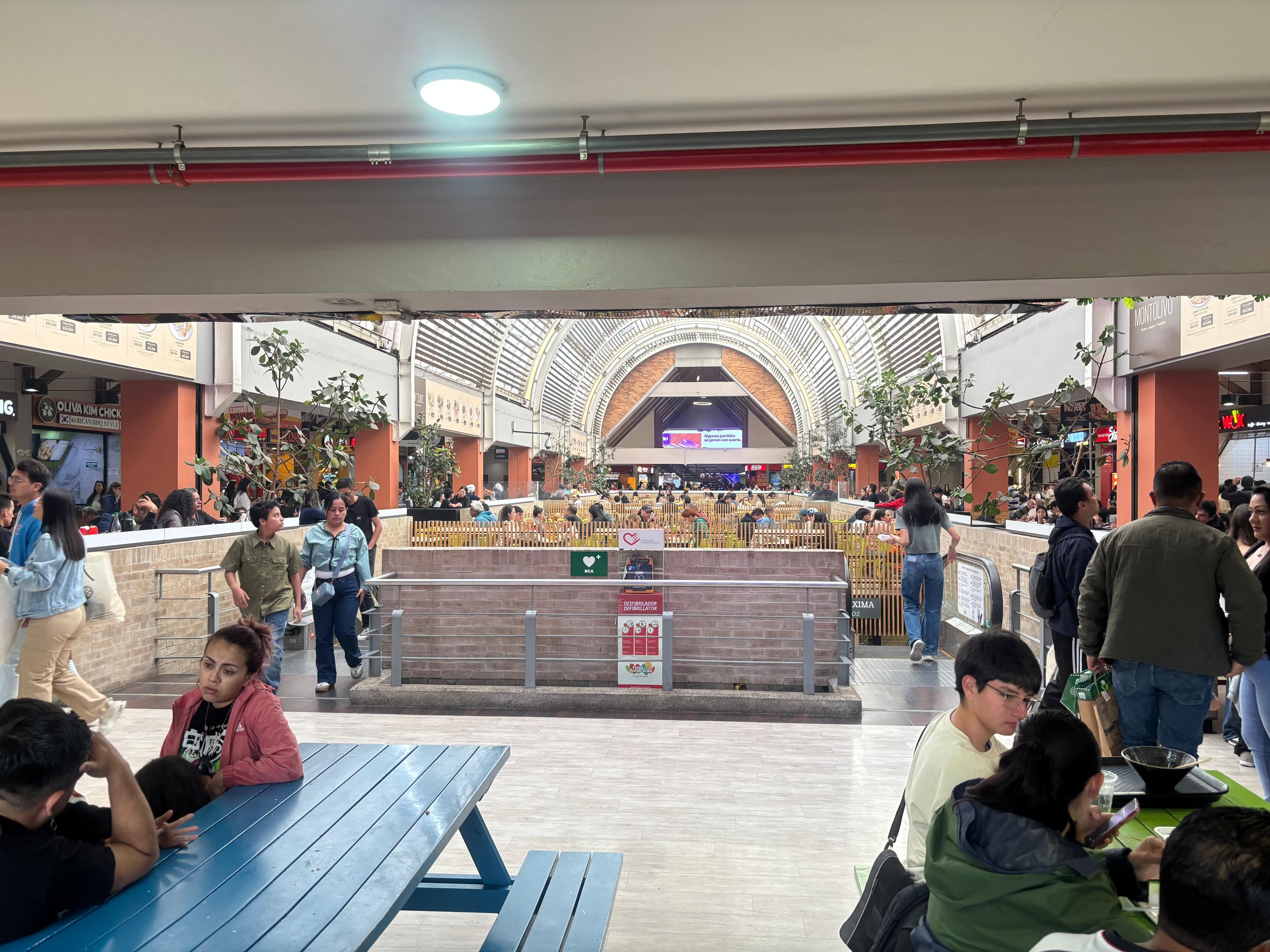 Plaza de las Américas — plazoleta de comidas